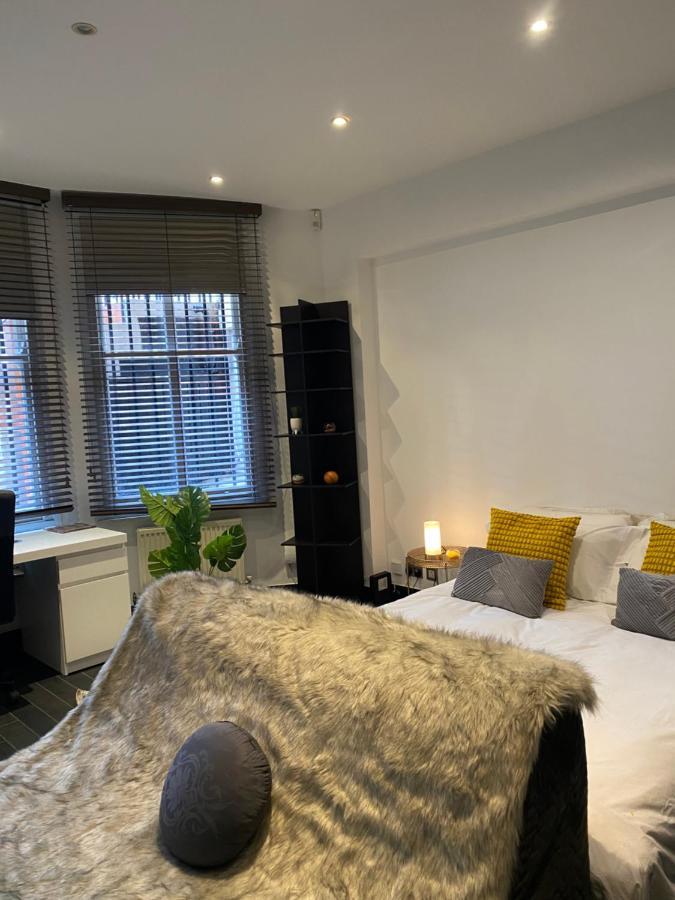شقة Beautiful Modern Studio In High Street Kensington لندن المظهر الخارجي الصورة