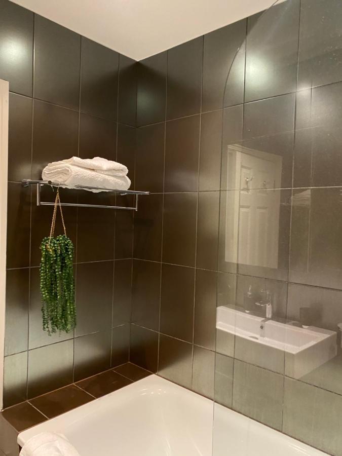 شقة Beautiful Modern Studio In High Street Kensington لندن المظهر الخارجي الصورة
