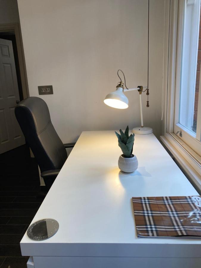 شقة Beautiful Modern Studio In High Street Kensington لندن المظهر الخارجي الصورة